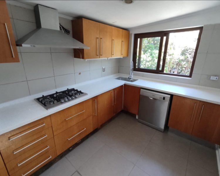 Screenshot_20240811_210607_WhatsApp